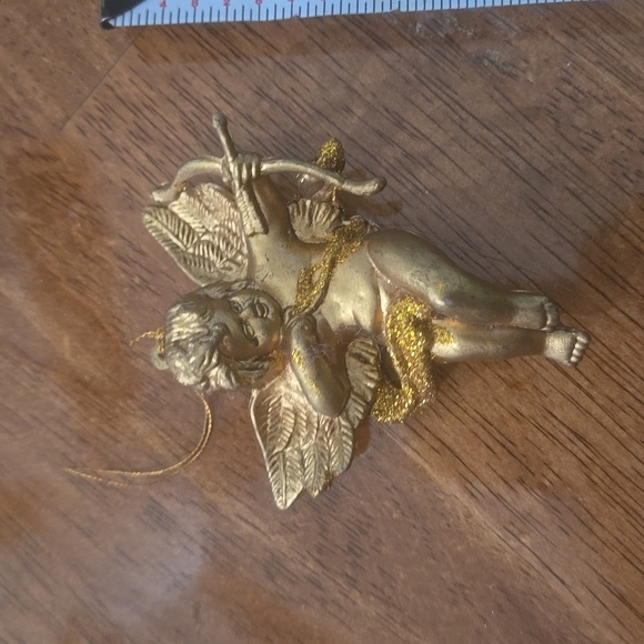 Rare Find Vintage 1950s Gold Cupid Angel Ornament - Picture 1 of 3